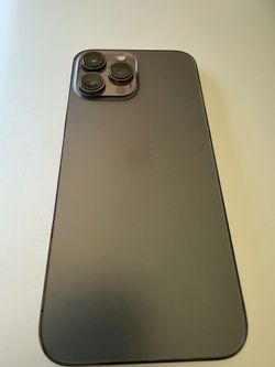 iPhone 13 Pro Max 128GB - Mint Condition - Box & Cable Included