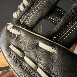 Miszano Glove Size 11