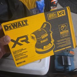 Dewalt Battery Palm Sander
