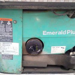 Onan 4000 Generator (Emerald Plus) – Excellent Condition – RV Ready!