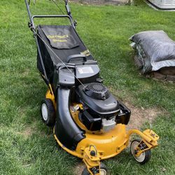 Cub Cadet Zero-Turn Rear-Drive Rear Bagging Mower