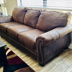 Sofa & Loveseat 