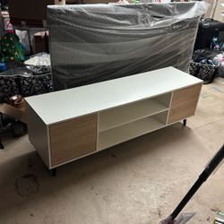 Tv Table With Drawers Good Condition 