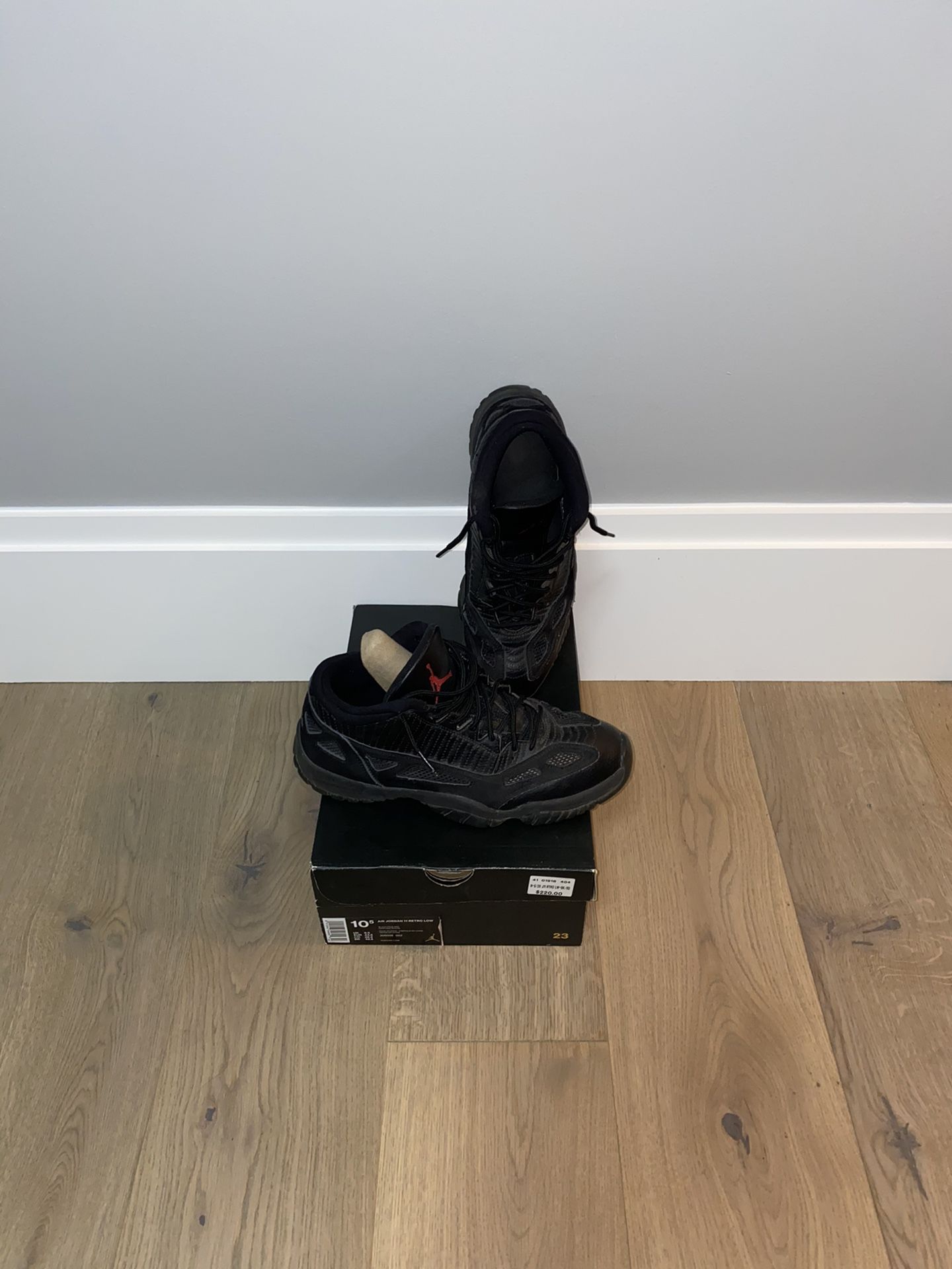 Jordan 11 refrees