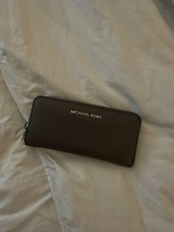 Michael Kors Taupe Wallet