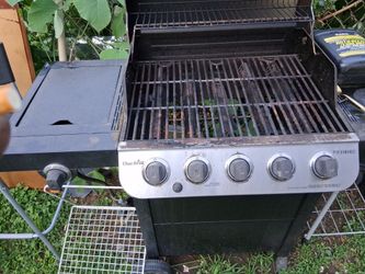 Gas grill