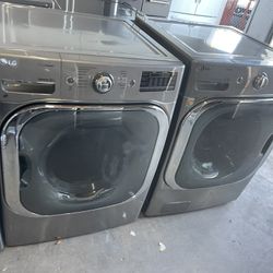 Lg Washer And Dryer Set 
