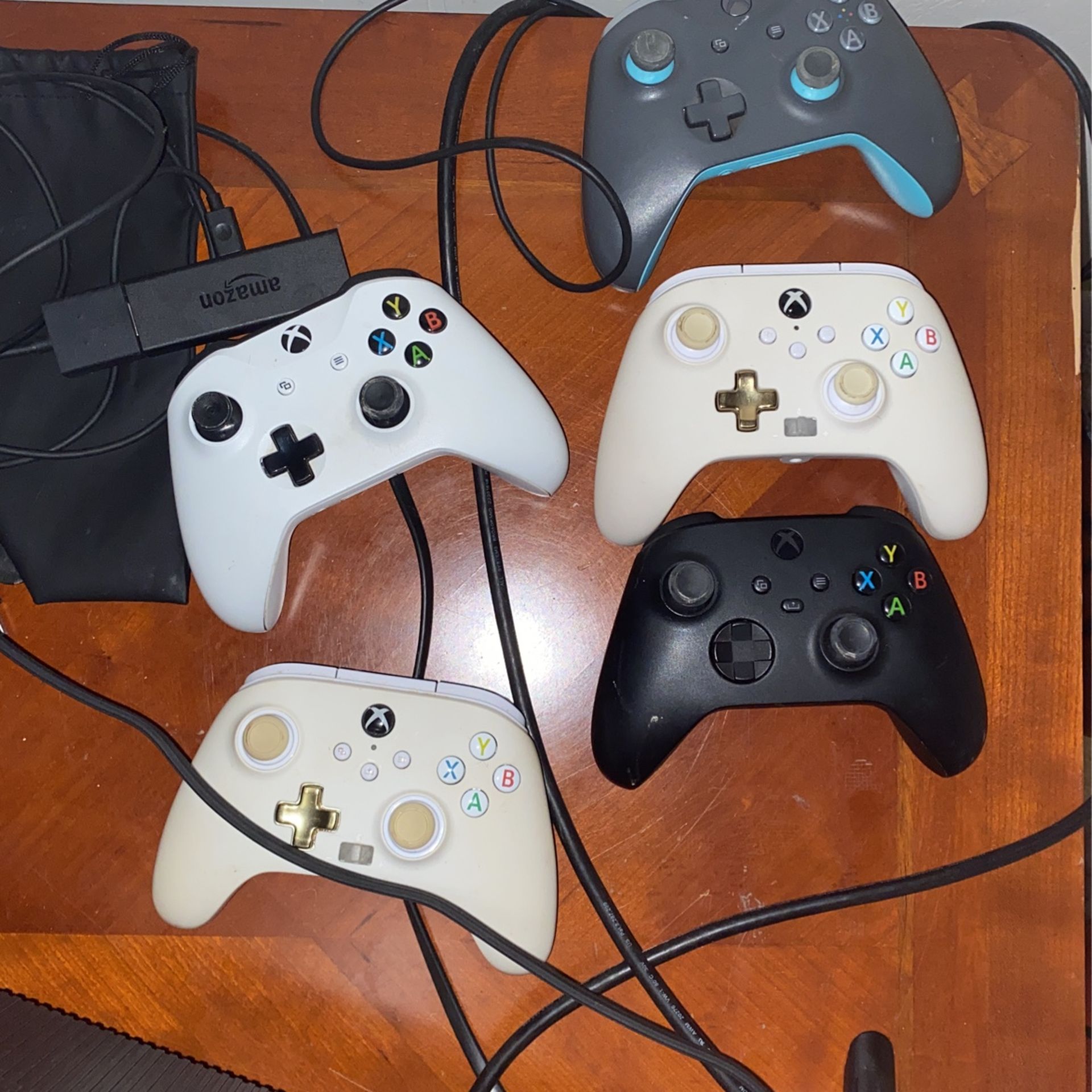 Xbox Controllers 