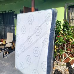 NEW QUEEN MATTRESS AND BOX SPRING -- Also Available In All Sizes.