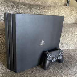 4K Resolution Ps4 Pro In Excellent Condition 