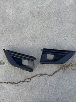 Q50 Luxe 18+ Fog Light Covers Bezel