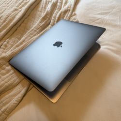 Apple MacBook Pro 13-inch 