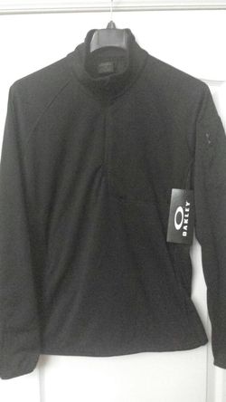 Oakley 1/4 zip fleece - New Men's Lg