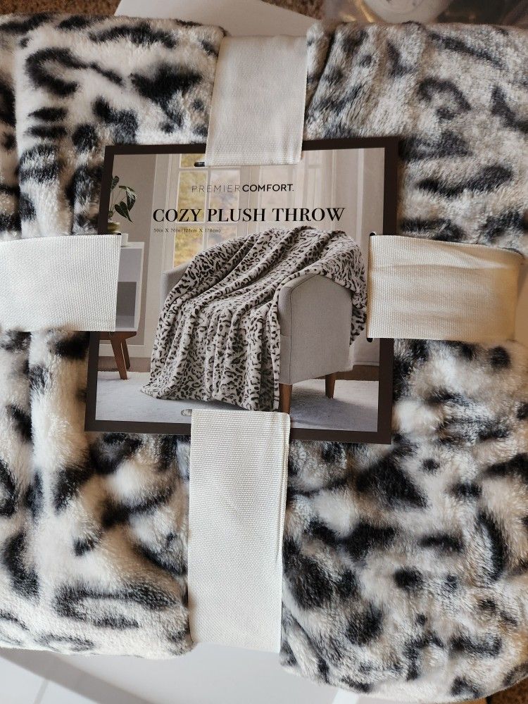 Animal Print Soft Throw