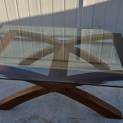 Wooden Cross Leg Coffee Table With Heavy Durable Glass Top.
( H:17" W54" D:36")