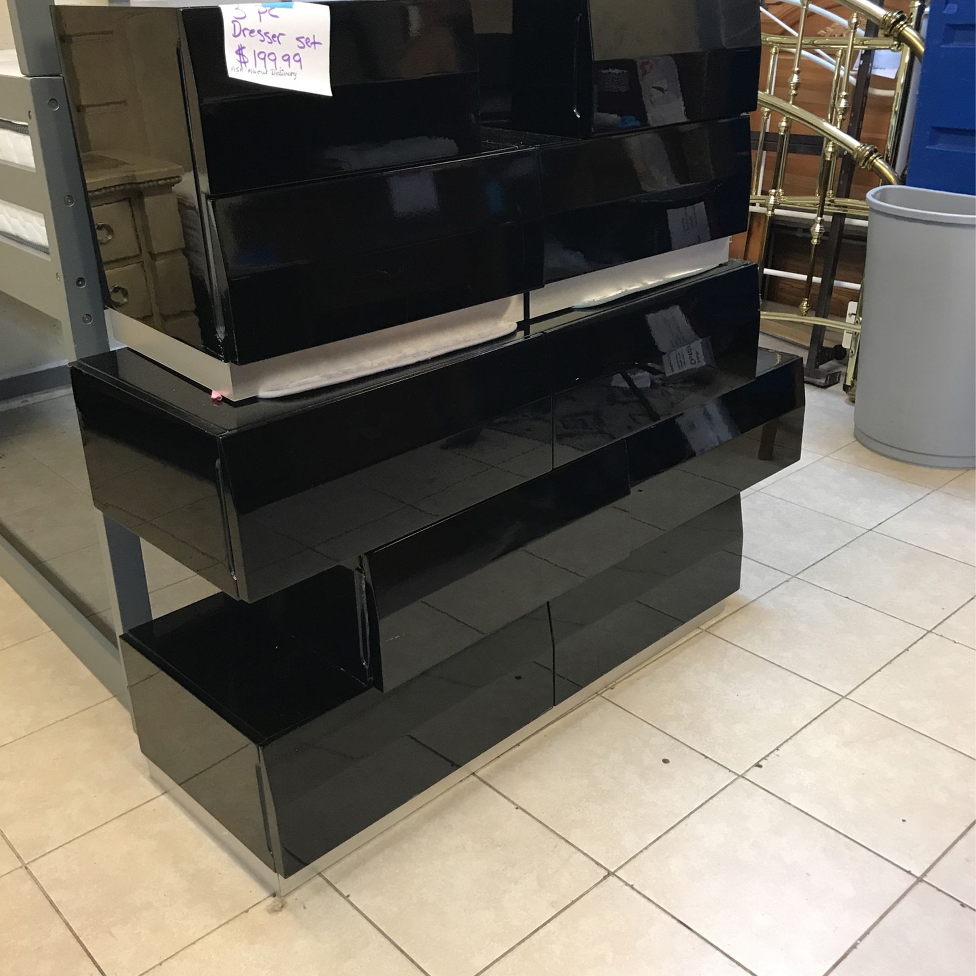 3 Pc Dresser Set