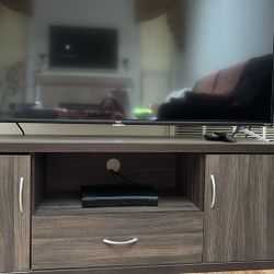 Tv/ Media Center