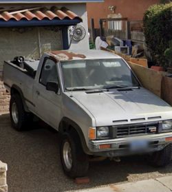 1986 Nissan Truck