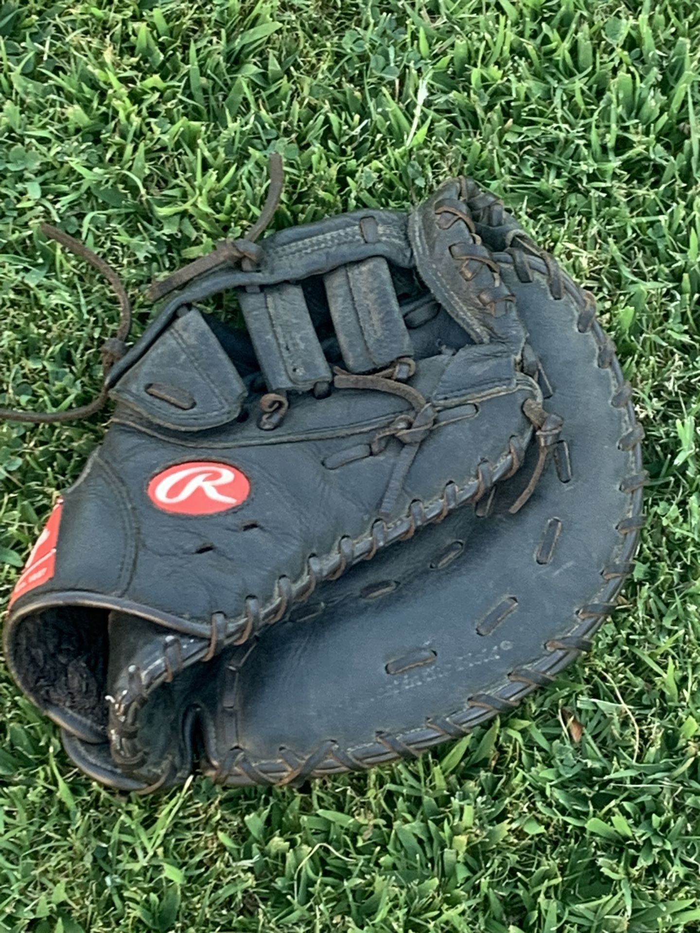 Rawlings D135BFB Leather First Base Glove RH Thrower *
