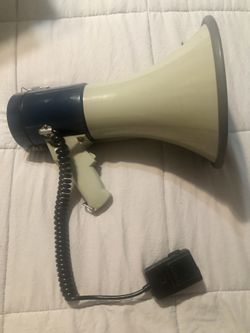 Powerhorn with Microphone