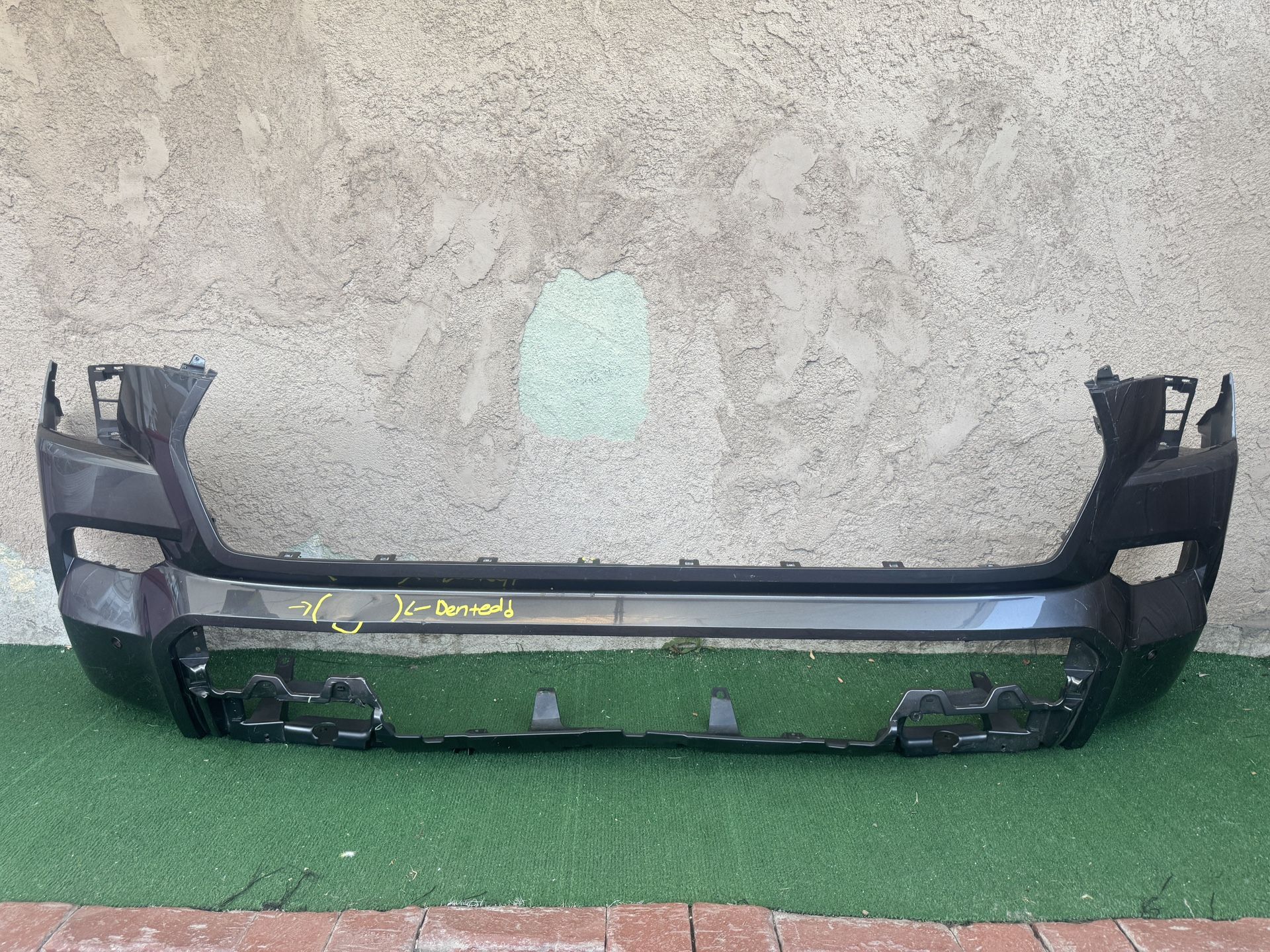 2024-2025 TOYOTA TACOMA FRONT BUMPER COVER OEM