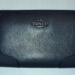 Coach Mickie Leather Zip Accordion Wallet