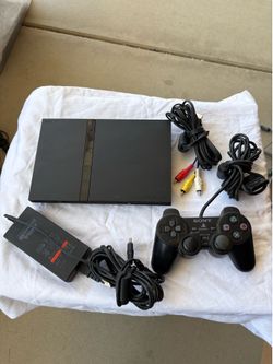 Sony PlayStation 2 slim final fantasy x-2