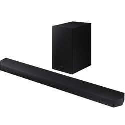 *Mint* Samsung soundbar HW-q60b And Subwoofer 