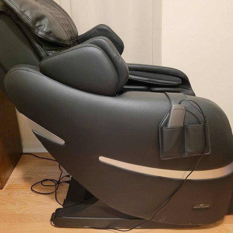Positive posture Brio+ Massage chair