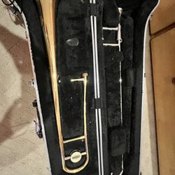 Bundy Tenor Trombone With Hard Case
