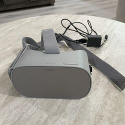 Oculus Go Gray 64GB Standalone Virtual Reality Headset