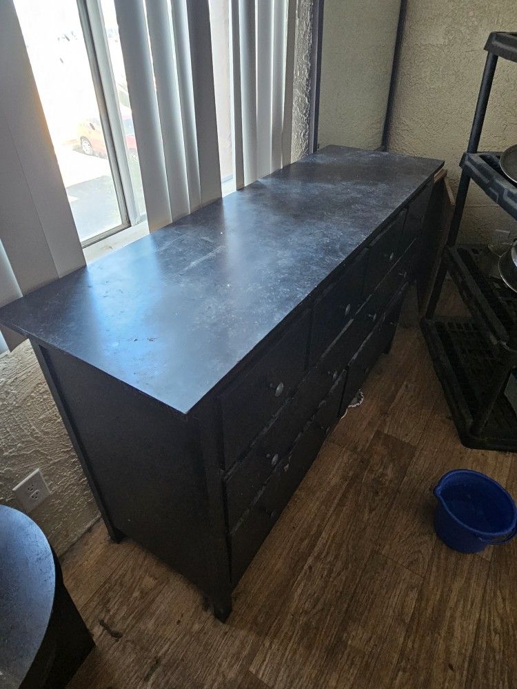Dresser Chest of Drawers