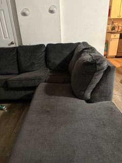 LikeNEW Gray Sectional With Bed