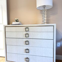 Pristine, Elegant Bungalow 5 Dresser