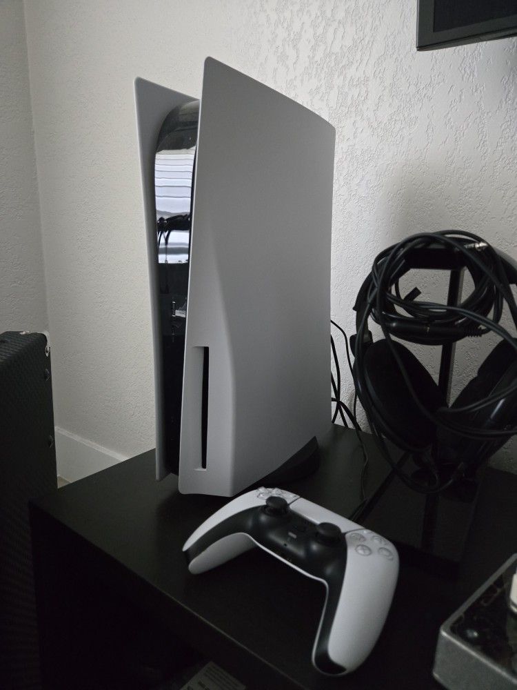 PS5 - Mint Condition - Controller And Power Cable Included
