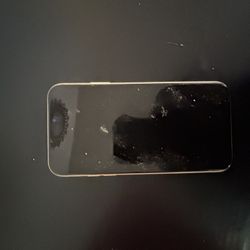iPhone Xr Needs Screen 