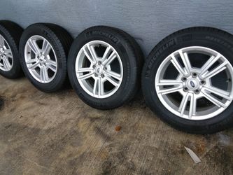 2007 FORD MUSTANG WHEELS AND TIRES (251/65/17) Michelin ,in very good condition, may fit different year or model, please call or text