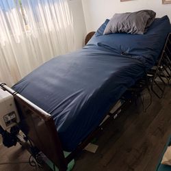 Electric Hospital Bed With Pressure Relief Mattress