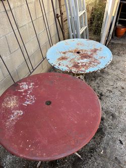 Vintage 1950s Metal Patio table