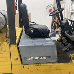 Caterpillar Forklift 
