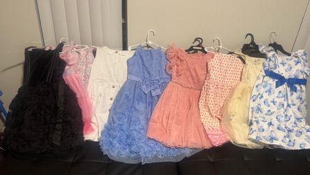 Vestidos para niñas size 8 y 10 ( ropa extra)