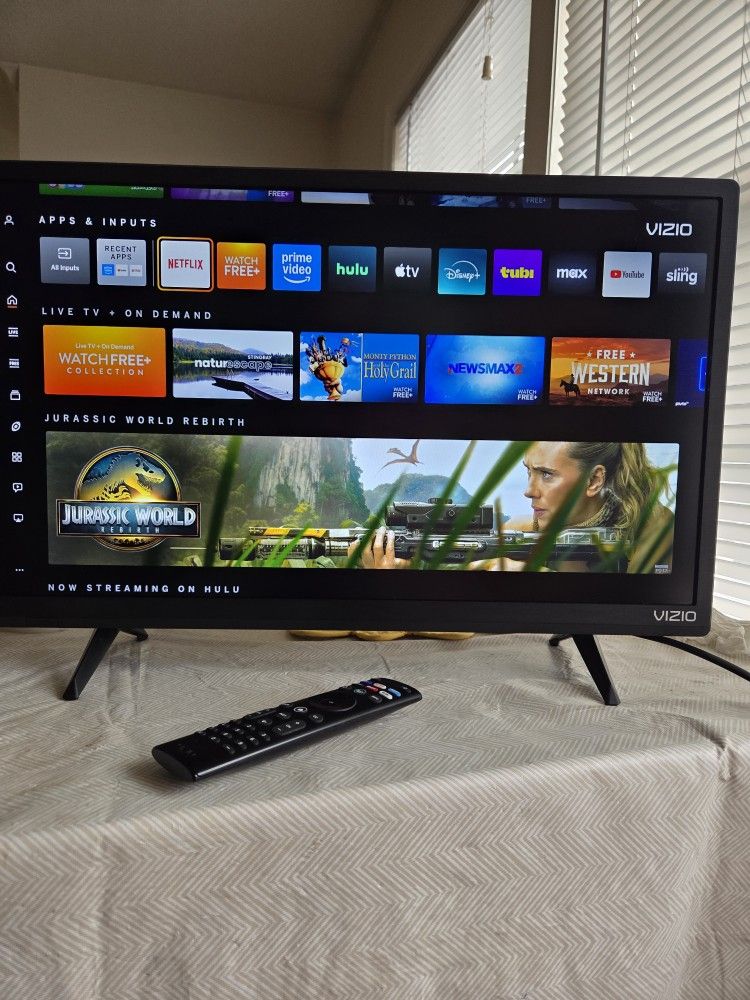 Small Smart TV Vizio
