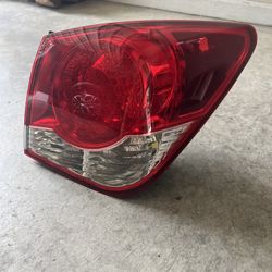 Chevy Cruze taillight 