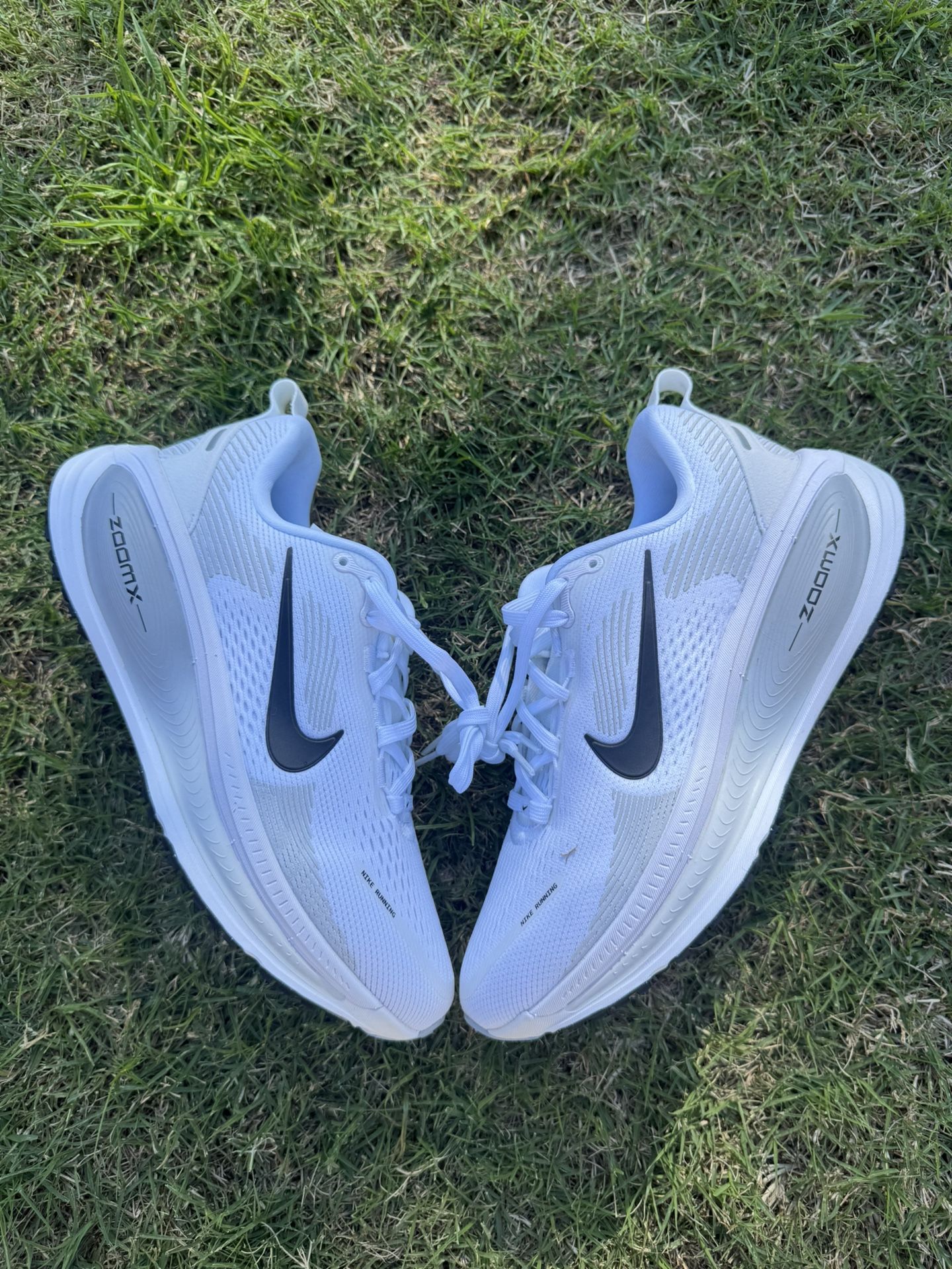 Nike Vomero 18 Women's HM6804-104 Sneakers size 7.5