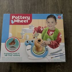 Brand New Kids Pottery Kit
