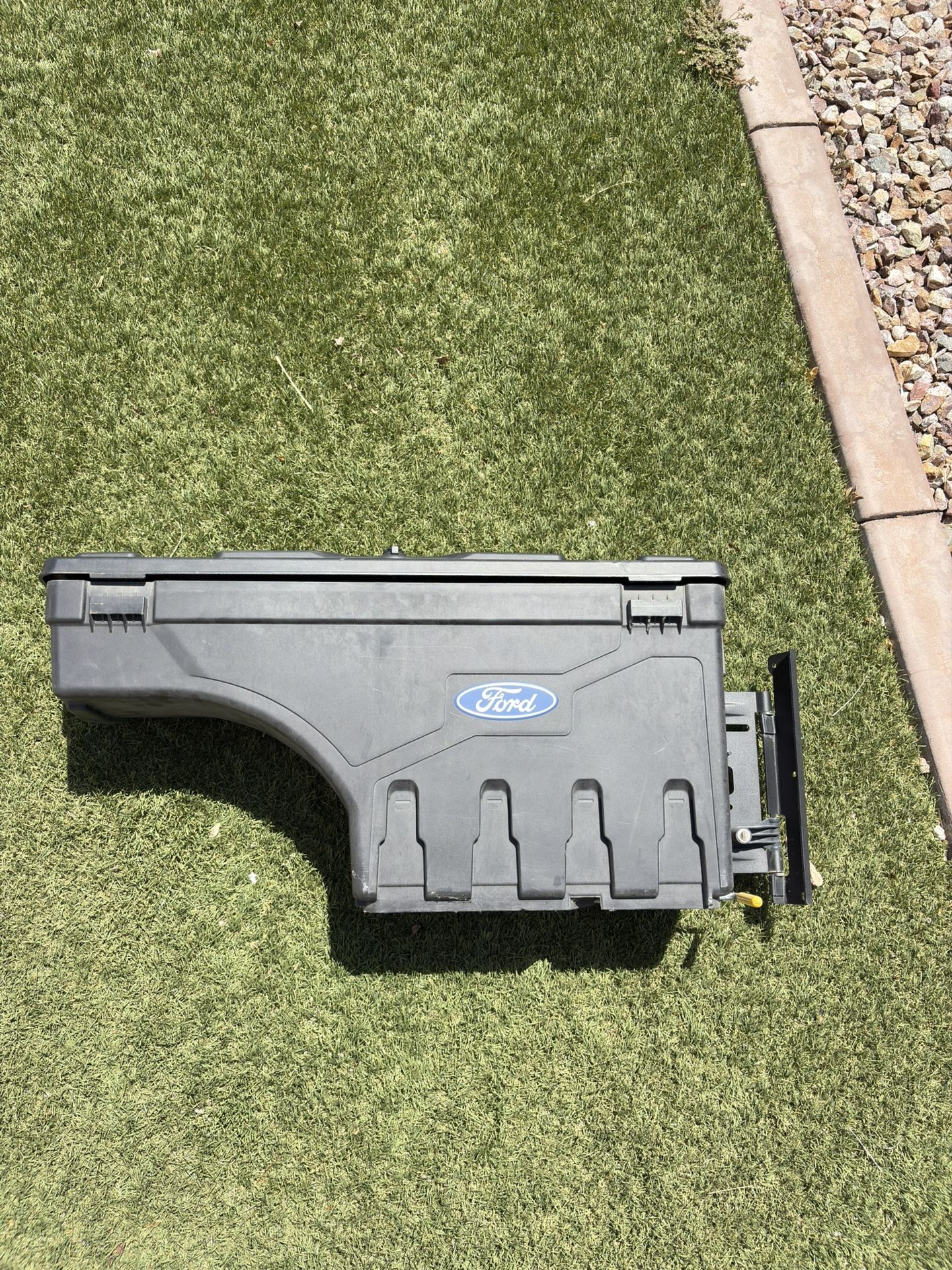Ford Ranger truck bed toolbox