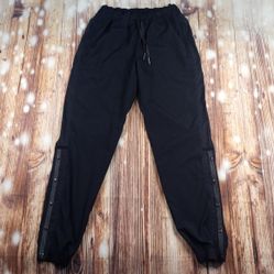LULULEMON WOMEN'S JOGGERS PANT WITH SNAP BUTTONS SIZE 8
