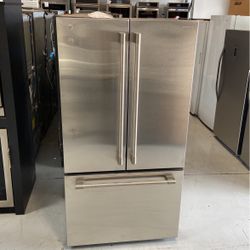 Open Box Monogram Energy Star 23.1 Cu Ft Counter Depth French Door Refrigerator 