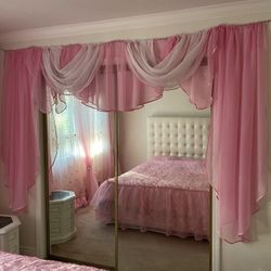 Curtains Set 