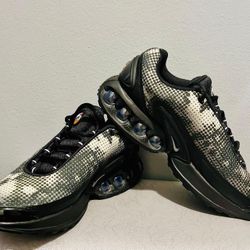 Nike Air Max Dn Men’s Size 9